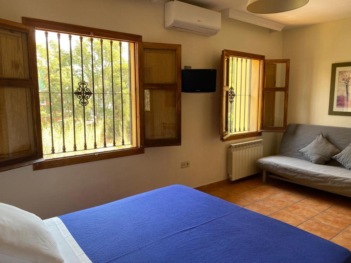 Hostal Moscatel Malaga Bagian luar foto