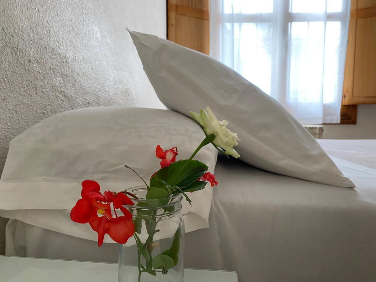 Hostal Moscatel Malaga Bagian luar foto