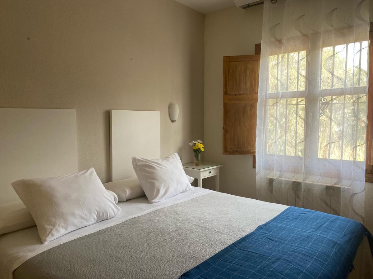 Hostal Moscatel Malaga Bagian luar foto