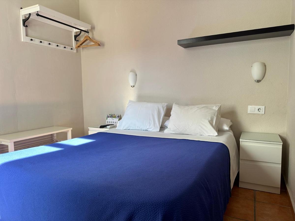 Hostal Moscatel Malaga Bagian luar foto