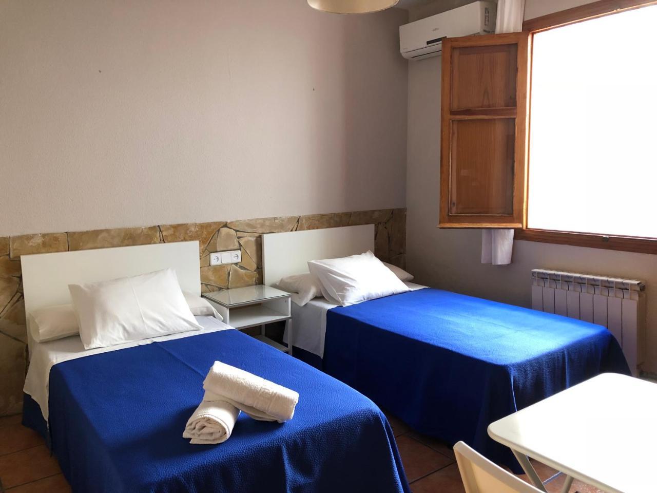 Hostal Moscatel Malaga Bagian luar foto
