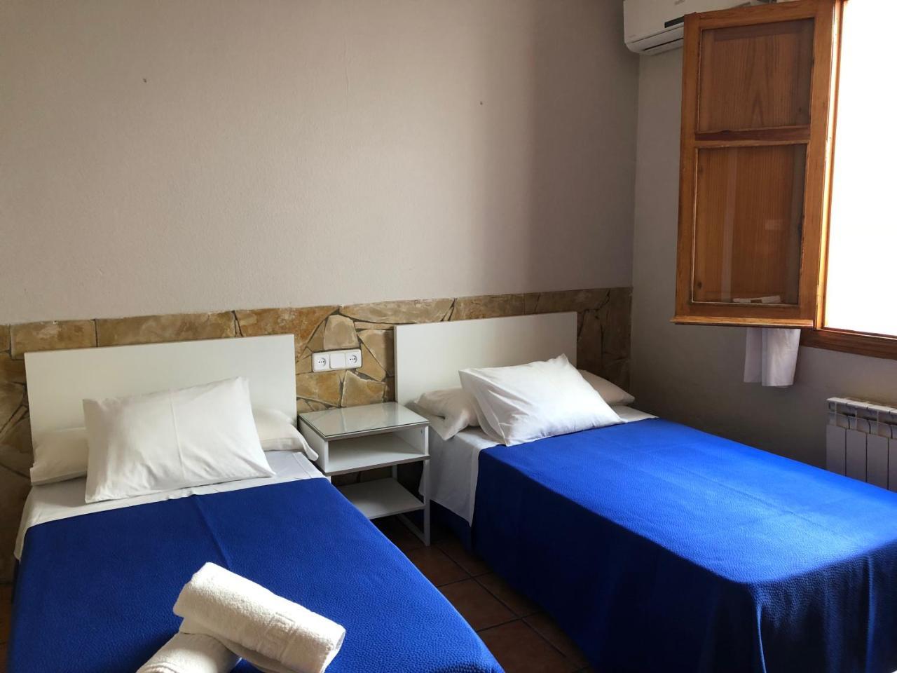 Hostal Moscatel Malaga Bagian luar foto
